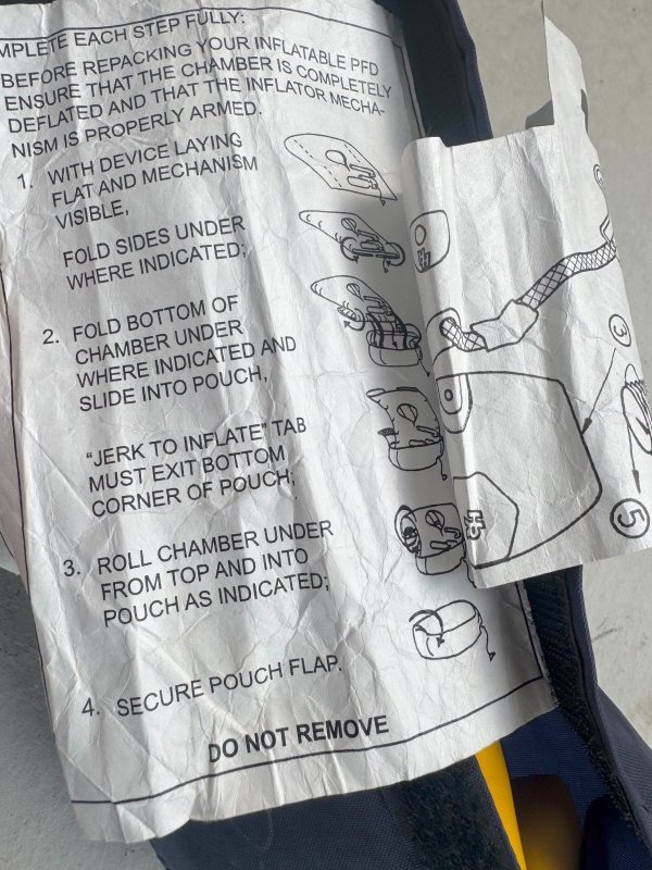 画像12: 米軍実物 US NAVY USS Wasp LHD-1 ライフベスト救命胴衣セット (12)