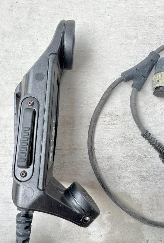 画像3: 米軍実物 HRCRD RT-1439 SINCGARS  RADIO HANDSET (3)