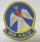 画像1: 米軍実物 アメリカ空軍第964空中警戒管制飛行隊 バッチ (1)