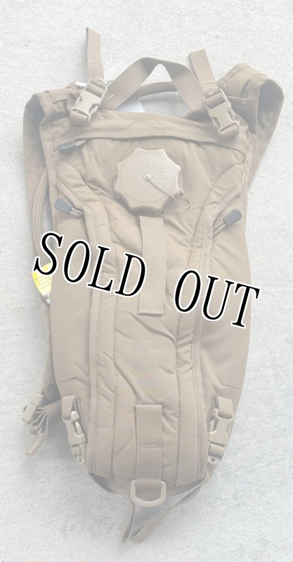 画像1: 希少！！海兵隊実物 ソース社 ハイドレーションシステム　コヨーテ (1)