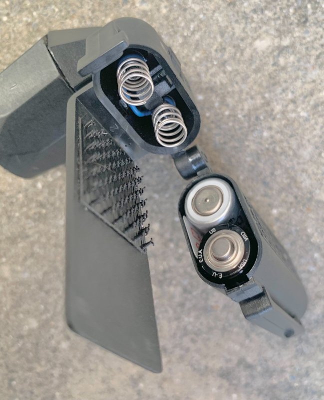 画像11: 米軍放出品 PELICAN ペリカン    VersaBrite II フラッシュライト     (11)