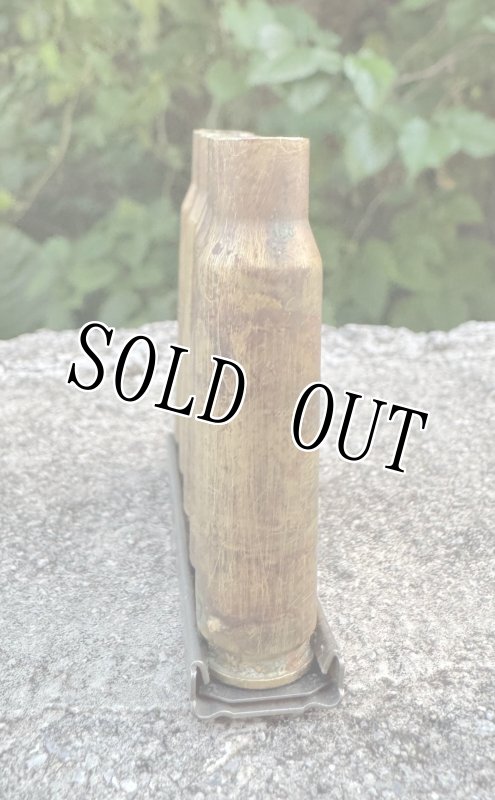 画像4: 米軍実物 7.62mm 空薬莢5連 薬莢 クリップ セット 使用済み 安全品 (4)