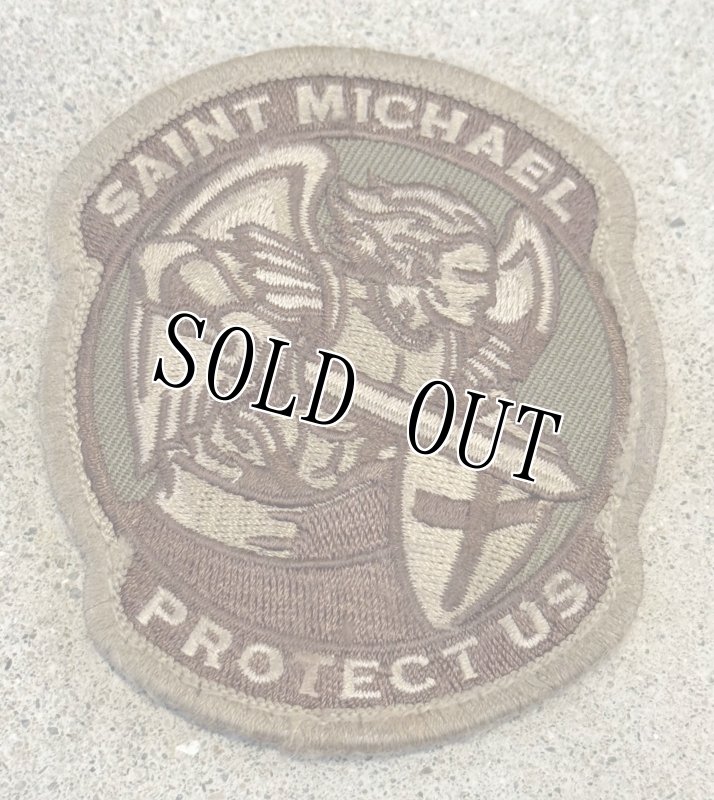 画像1: 米軍放出品 MIL-SPEC MONKEY 聖ミカエル Saint-Michael Modern  (1)