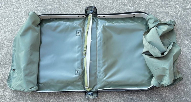 画像11: 米軍実物 ビンテージ SUITCASE FLYERS C.R.DANIELS,INC 1972年 スーツケース (11)