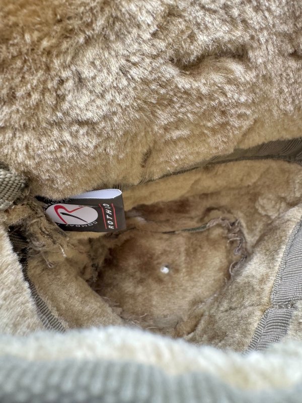 画像7: 米軍実物 キャンティーン　   ポーチ サバイバルマッチ セット マルチカム (7)