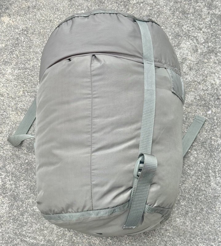 画像10: 米軍実物 モジュラースリーピングバッグ 2点セット (10)