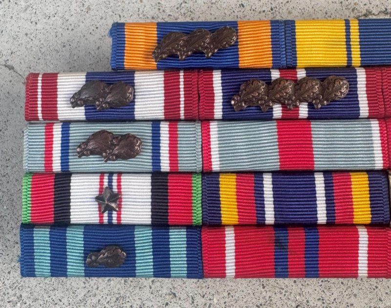 画像2: 米軍放出品 空軍 US AIR FORCES リボン 勲章 (2)