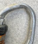 画像2: 米軍放出品 Petzl Vertigo ペツル・ヴェルティゴ　カラビナ　2個 (2)