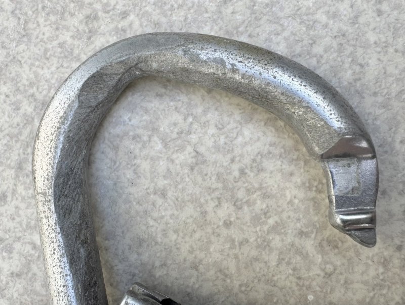 画像13: 米軍放出品 Petzl Vertigo ペツル・ヴェルティゴ カラビナ 2個 (13)