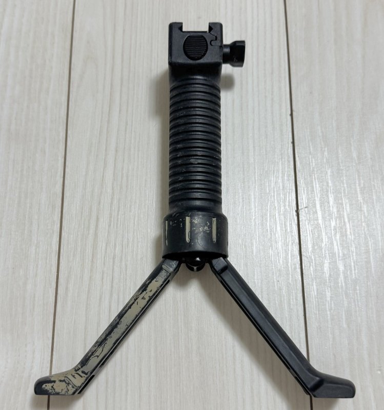 画像1: 米軍実物.G.P.S GRIP PODSY STEMS ライフルグリップ (1)