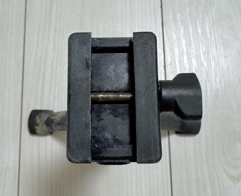 画像8: 米軍実物.G.P.S GRIP PODSY STEMS ライフルグリップ (8)