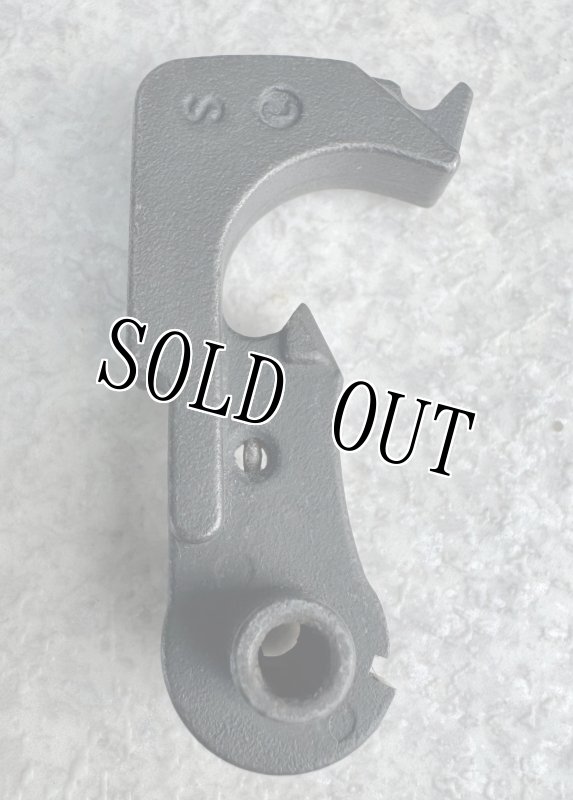 画像2: 米軍実物 Mil-Spec コルト M16/M4 フルオート ハンマー  (2)