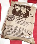 画像1: 米軍実物  2025年検【ワーニック】MREレーション/戦闘食　キャンプ 車中泊 (1)