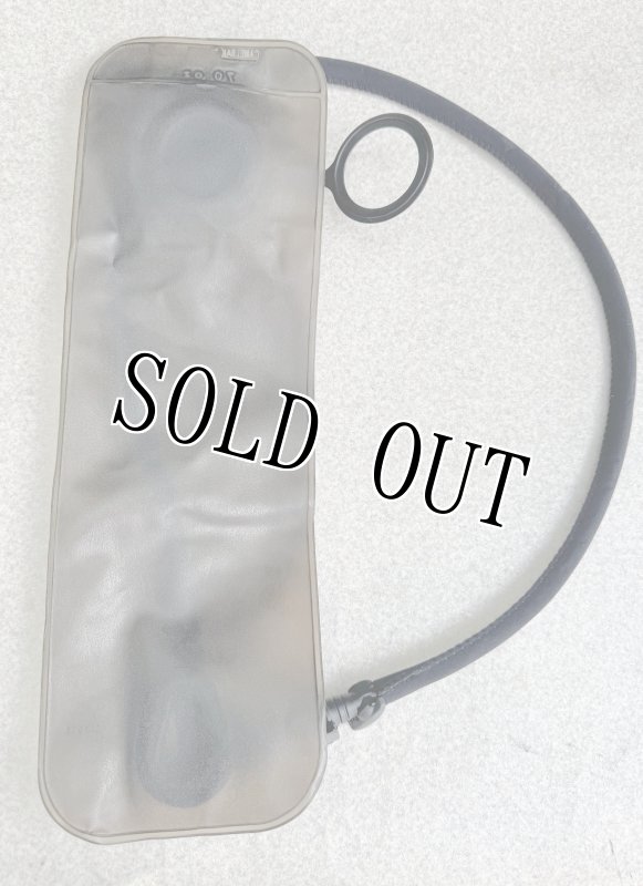 画像8: 米軍放出品 CAMELBAK   ハイドレーションバッグ (8)