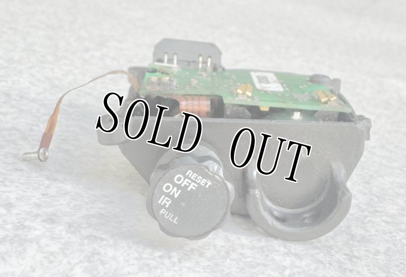 画像4: 米軍実物 PVS-14 ナイトビジョン 基盤 バッテリーボックス  (4)