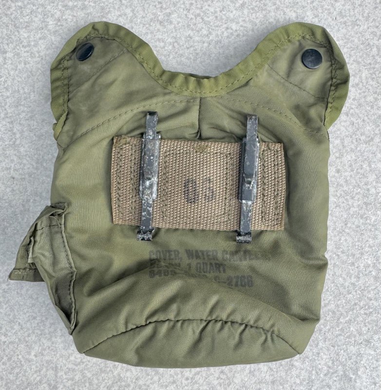 画像2: 米軍実物 ナム戦 キャンテティーン ポーチ　OD (2)