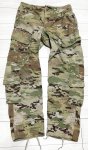 画像1: 米軍実物 スコーピオン マルチカム パンツ　MEDIUM-REGULAR (1)