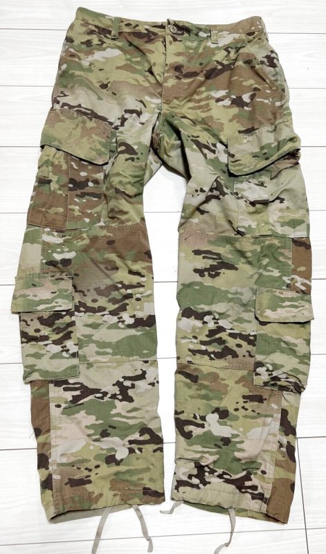 画像1: 米軍実物 スコーピオン マルチカム パンツ　MEDIUM-REGULAR (1)