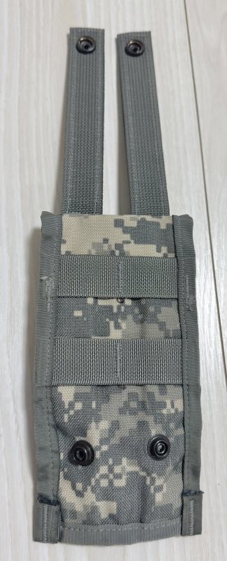 画像3: 米軍実物 MOLLE II M4 TWO マガジン ポーチ　ACU (3)