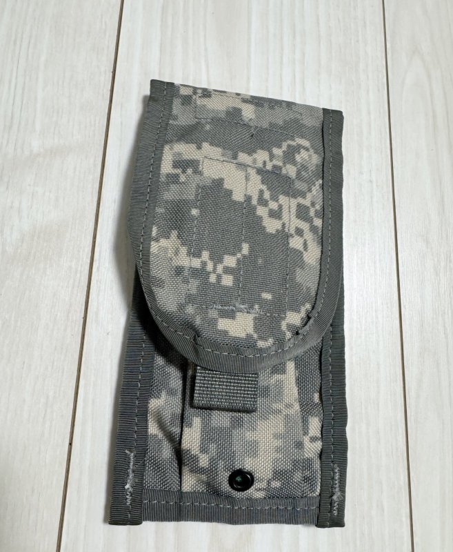 画像1: 米軍実物 MOLLE II M4 TWO マガジン ポーチ　ACU (1)