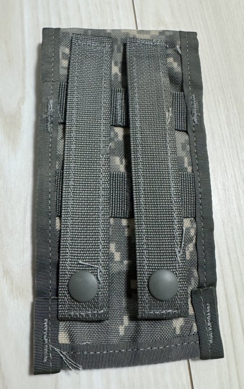 画像3: 米軍実物 MOLLE II M4 TWO マガジン ポーチ　ACU (3)