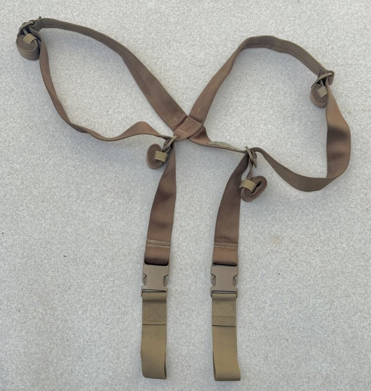 画像1: 米海兵隊実物  カールグスタフ 84MM (無反動砲) X Sling  (1)