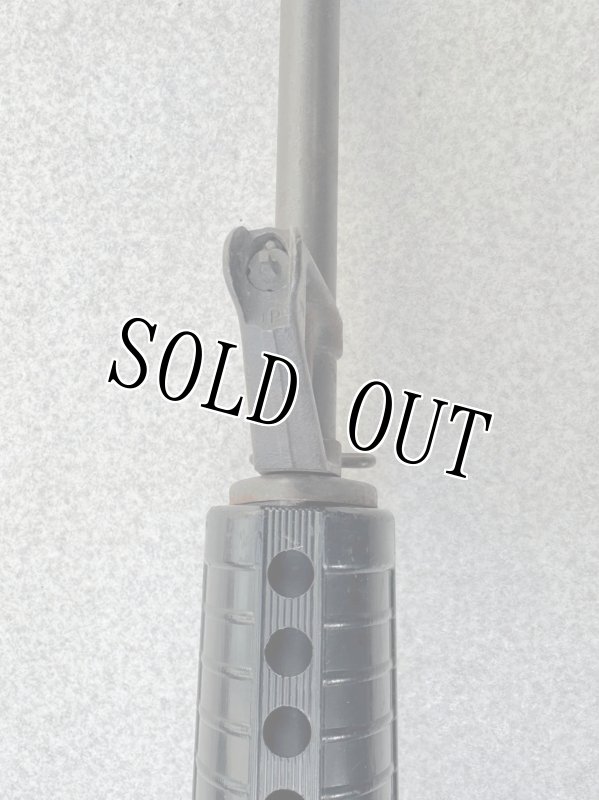 画像11: 米軍実物 COLT Rubber TRAINING RIFLE M16A2  T 07 83B　 (11)