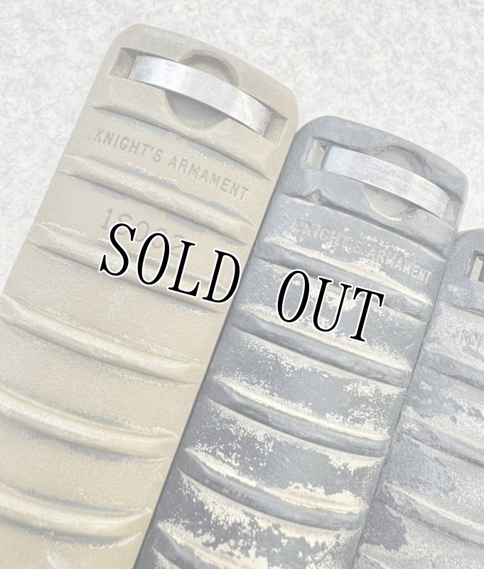 画像2: 米軍実物 KNIGHTS ARMAMENT レールカバー　4本セット (2)