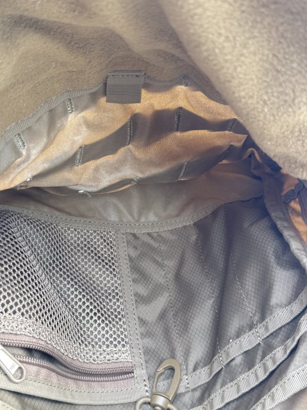 画像22: 米軍放出品 KELTY COTS STRIKE 2300 コヨーテ 37.7L (22)