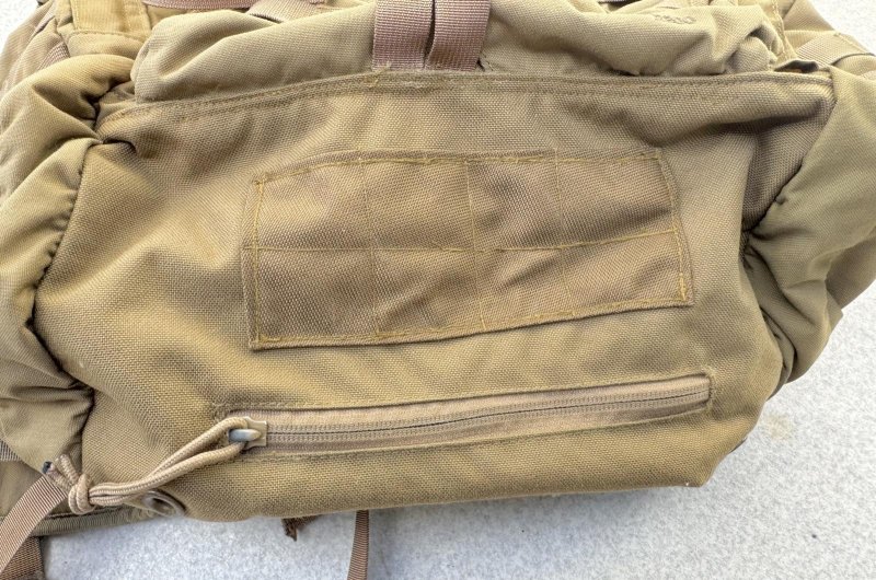 画像7: 米軍放出品 KELTY COTS STRIKE 2300 コヨーテ 37.7L (7)