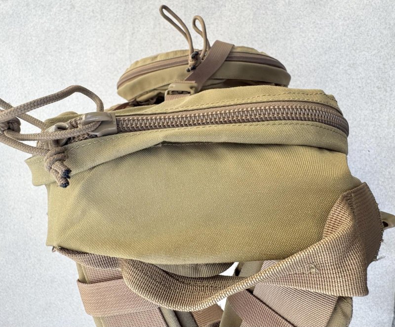 画像6: 米軍放出品 KELTY COTS STRIKE 2300 コヨーテ 37.7L (6)