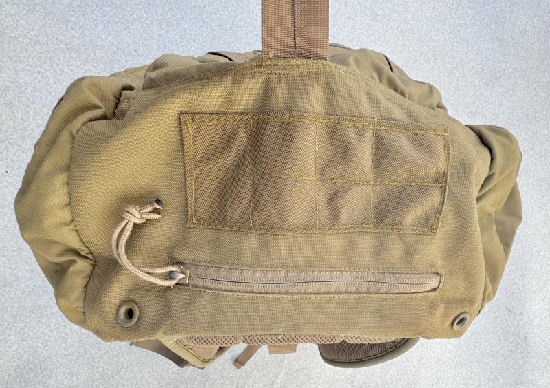 画像14: 米軍放出品 KELTY COTS STRIKE 2300 コヨーテ 37.7L (14)