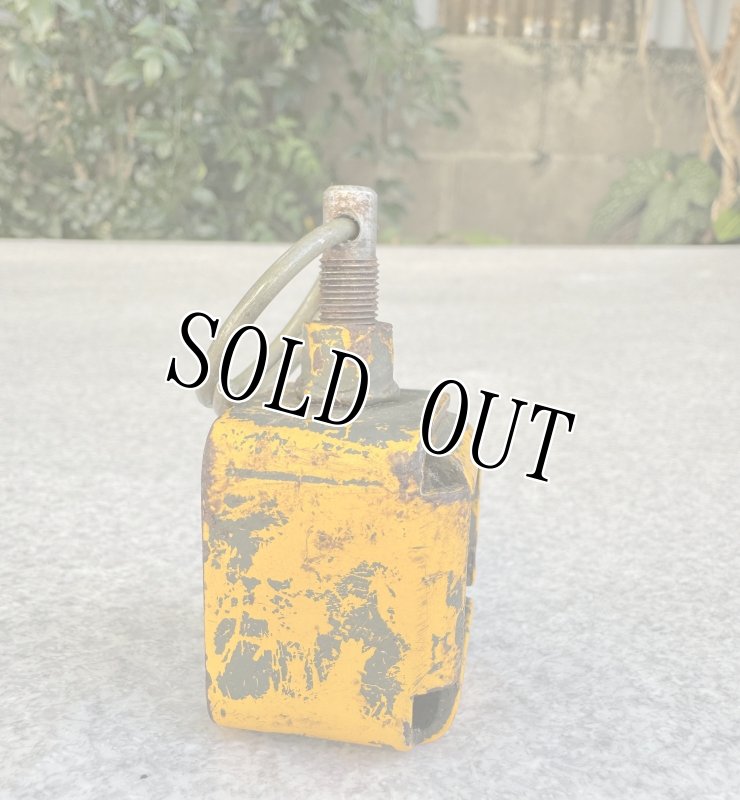 画像2: 米軍実物 US M4/M16 ブランク アダプター イエロー (2)