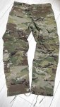 画像1: 米軍実物 スコーピオン マルチカム パンツ　LARGE-REGULAR (1)