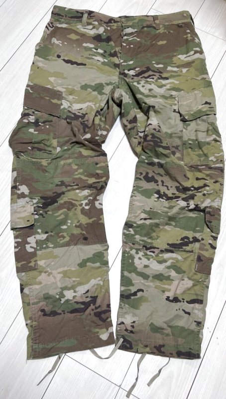 画像1: 米軍実物 スコーピオン マルチカム パンツ　LARGE-REGULAR (1)