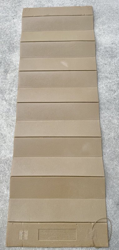 画像1: 海兵隊実物 THERMAREST スリーピングマット コヨーテ (1)