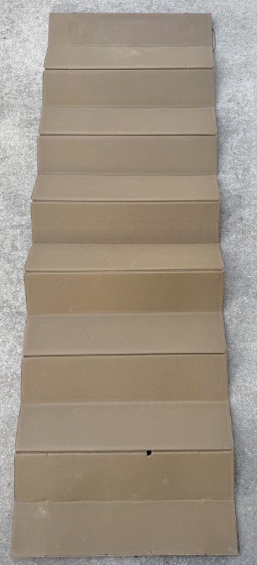 画像1: 海兵隊実物 THERMAREST スリーピングマット コヨーテ (1)