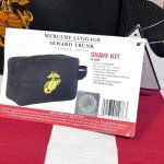 画像7:  USMC オフィシャル MERCURY LUGGAGE SEWARD TRUNK SHAVE KIT MARINES (7)