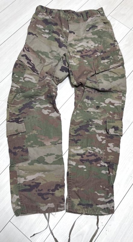 画像1: 米軍実物 マルチカムパンツ　SMALL-REGULAR (1)