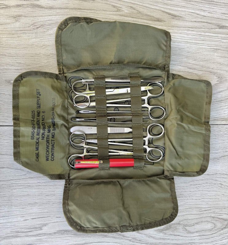 画像1: レア！米軍実物/野戦メディカル/サージカルキット ／MEDICAL SET SURGICAL INSTRUMENT SET  (1)