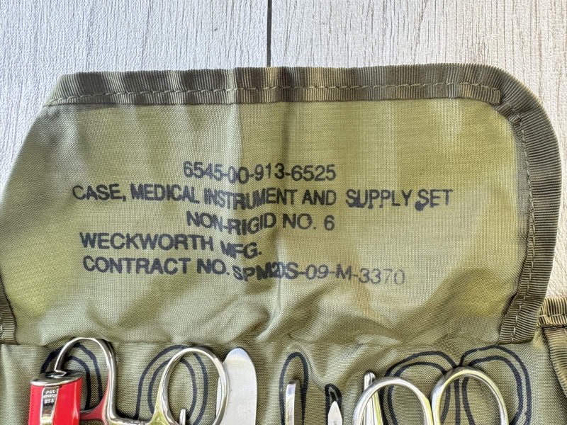 画像2: レア！米軍実物/野戦メディカル/サージカルキット ／MEDICAL SET SURGICAL INSTRUMENT SET  (2)