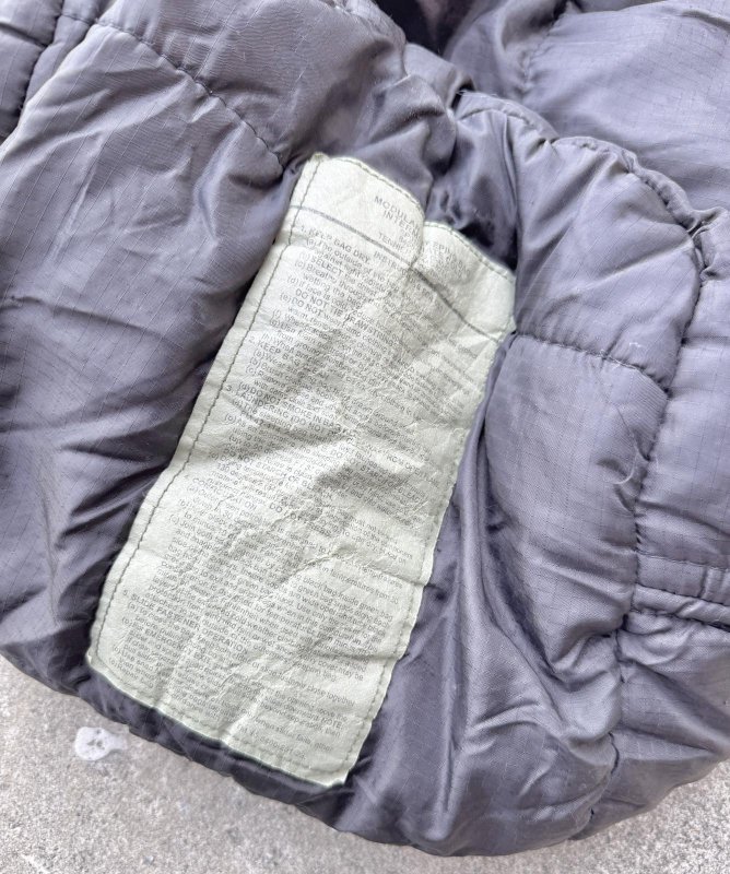 画像15: 米軍実物 モジュラースリーピングバッグ 3点セット (15)