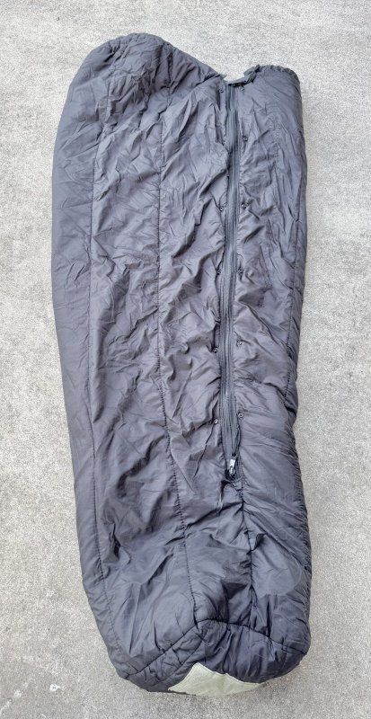 画像10: 米軍実物 モジュラースリーピングバッグ 3点セット (10)