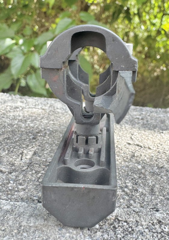 画像1: 米軍実物 INSIGHT TECHNOLOGY M4/M16A2  AN/PAQ-4B. 4C. PEQ-2. 2A バレルマウントアッセンブリー  (1)