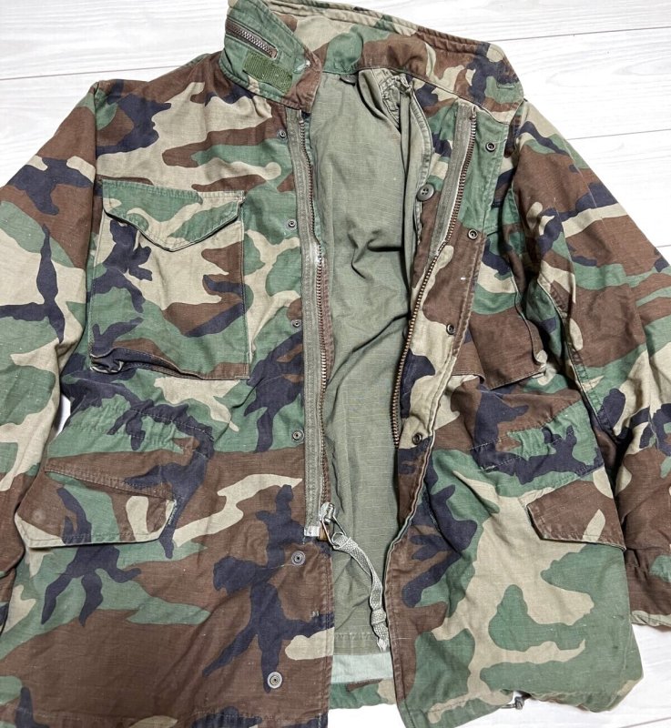 画像2: 米軍実物,　M-65フィールドジャケット　3rd　迷彩　S-SHORT (2)