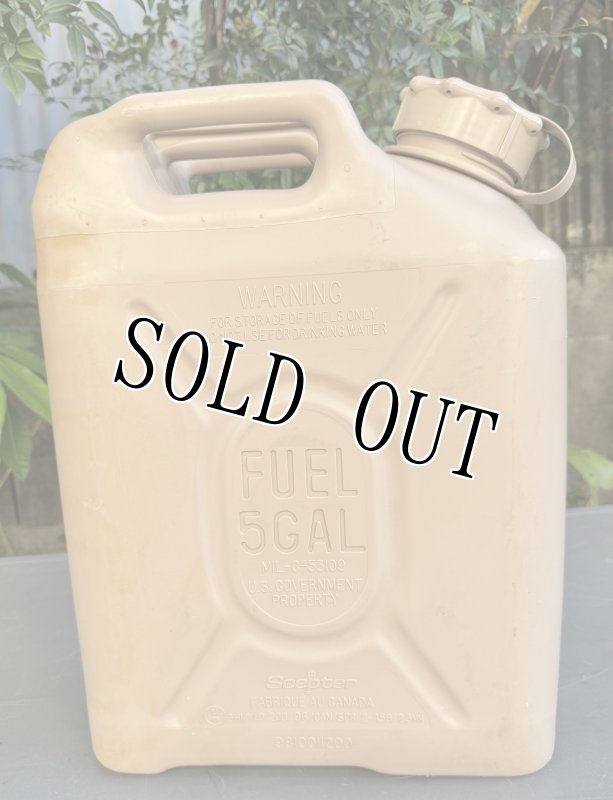 画像3: 米軍実物 SCEPTER CANADA US ジェリ缶　(プラスチック) (3)