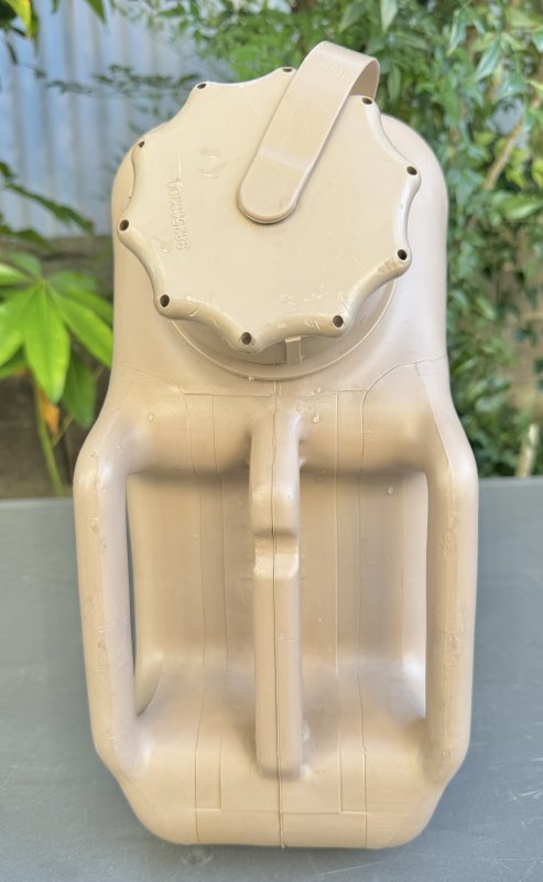 画像5: 米軍実物 SCEPTER CANADA US ジェリ缶　(プラスチック) (5)