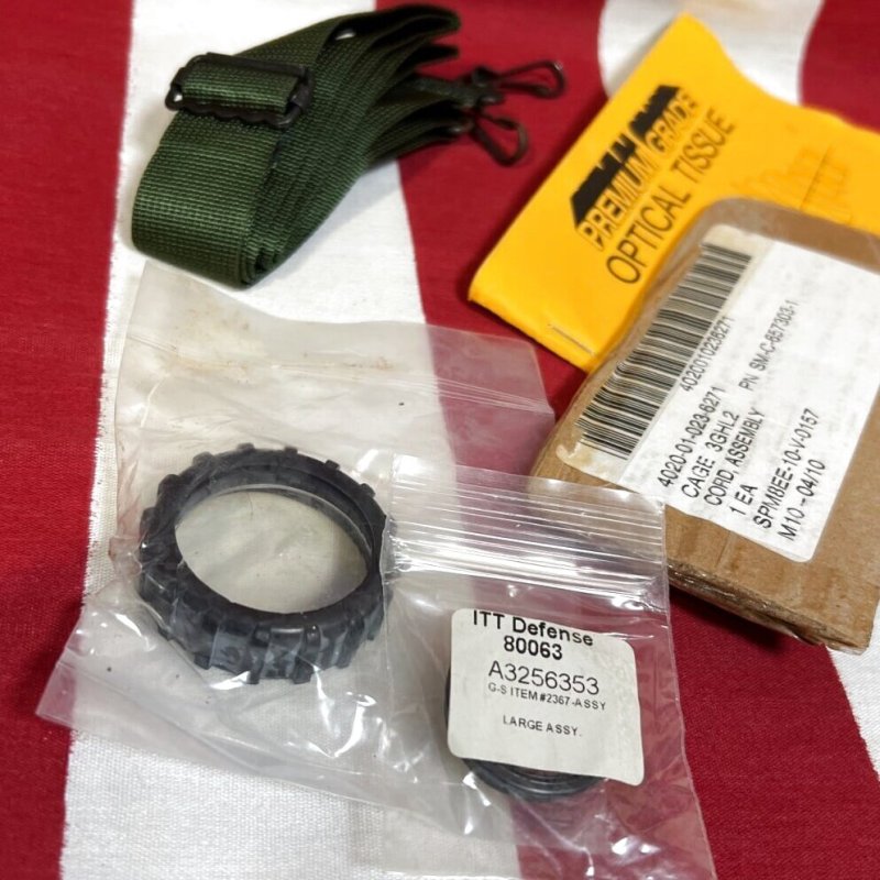 画像3: 米軍実物 AN/PVS-14 NVG シールドレンズ  マニュアルキット ナイトビジョン　 (3)