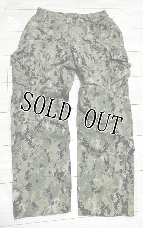画像5: 米軍実物,US NAVY,　AOR2　NUW　迷彩パンツ　TYPEIII　M-SHORT (5)