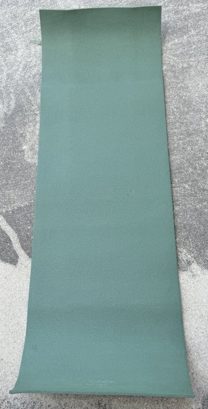 画像2: 米軍実物　スリーピングマット　OD (2)